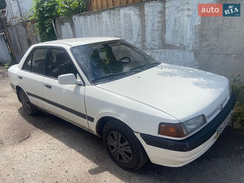 Седан Mazda 323 1995 в Одесі фото 2 Седан Mazda 323 1995 в Одесі