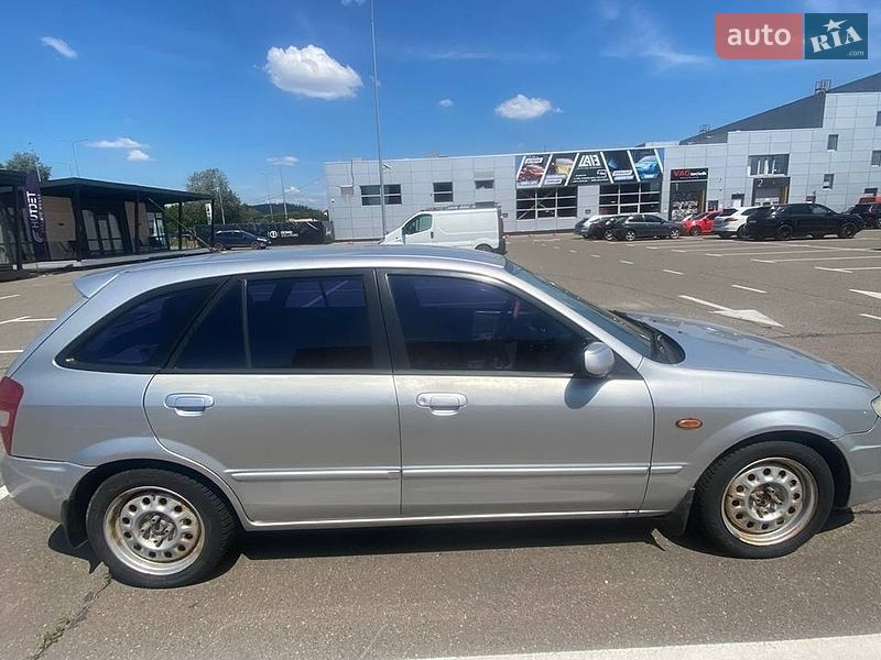 Хэтчбек Mazda 323 2001 в Обухове фото 2 Хэтчбек Mazda 323 2001 в Обухове
