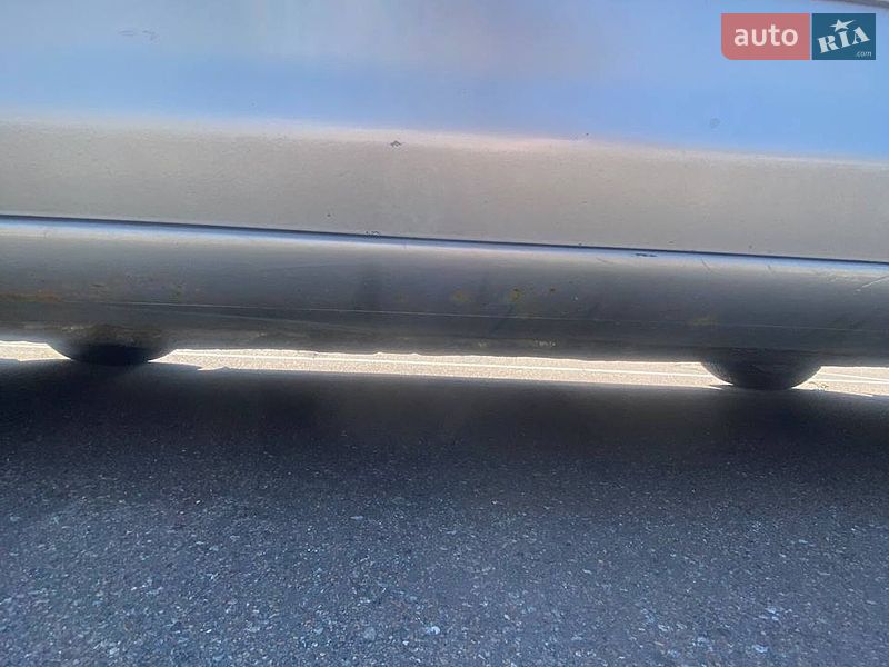 Хэтчбек Mazda 323 2001 в Обухове фото 6 Хэтчбек Mazda 323 2001 в Обухове