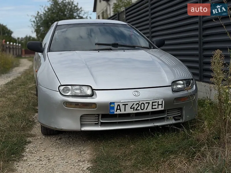 Mazda 323 1998