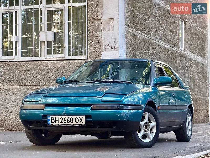 Mazda 323