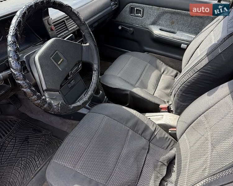 Універсал Mazda 323 1987 в Кременчуці