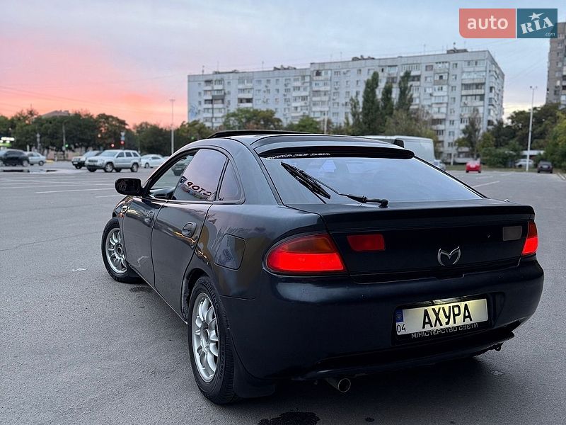 Mazda 323 1998