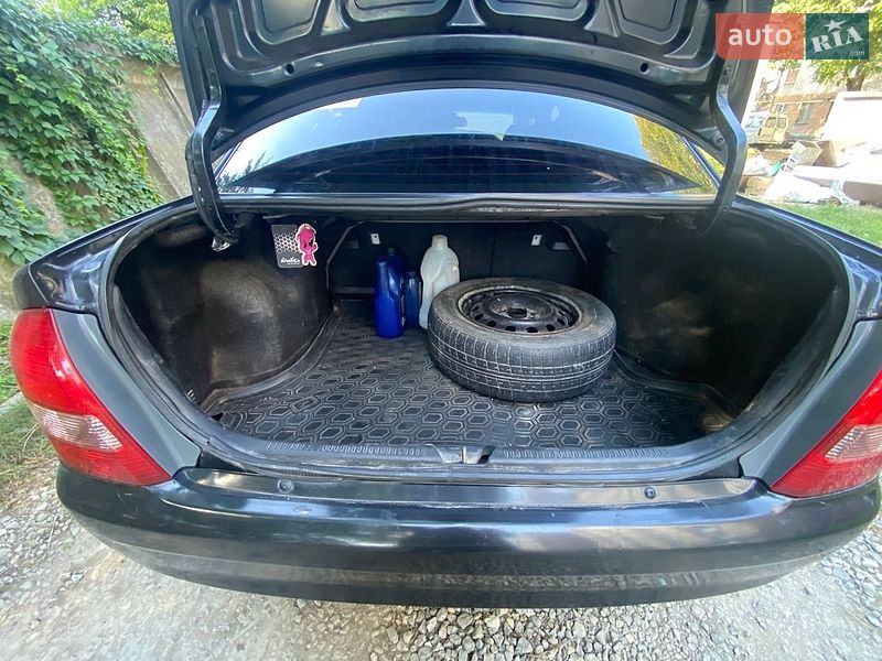 Седан Mazda 323 2003 в Кам'янець-Подільському фото 7 Седан Mazda 323 2003 в Кам'янець-Подільському
