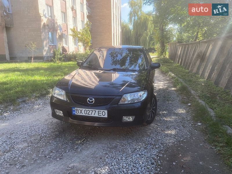 Седан Mazda 323 2003 в Каменец-Подольском
