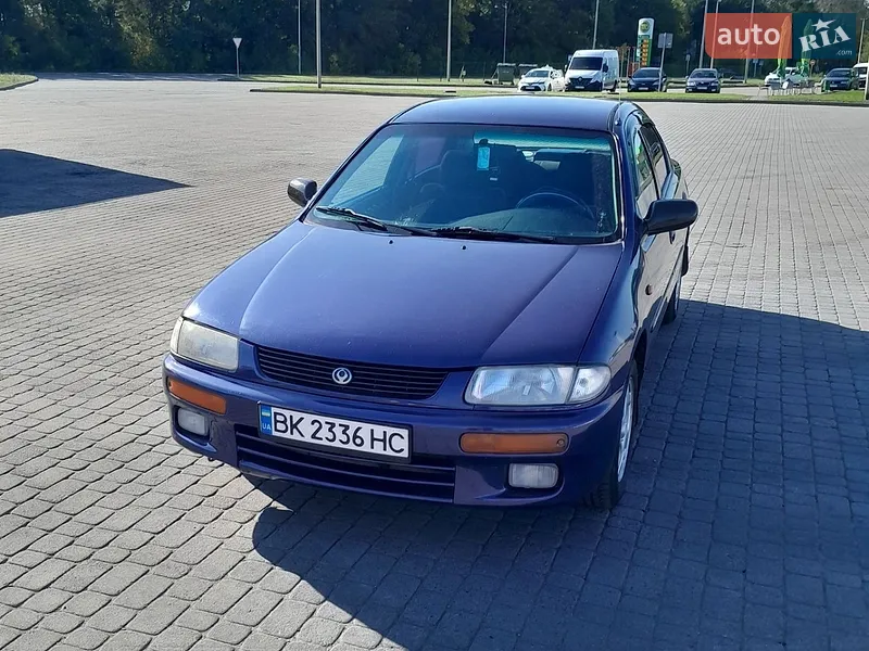 Mazda 323 1995