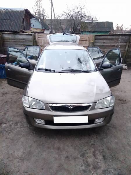 Mazda 323F