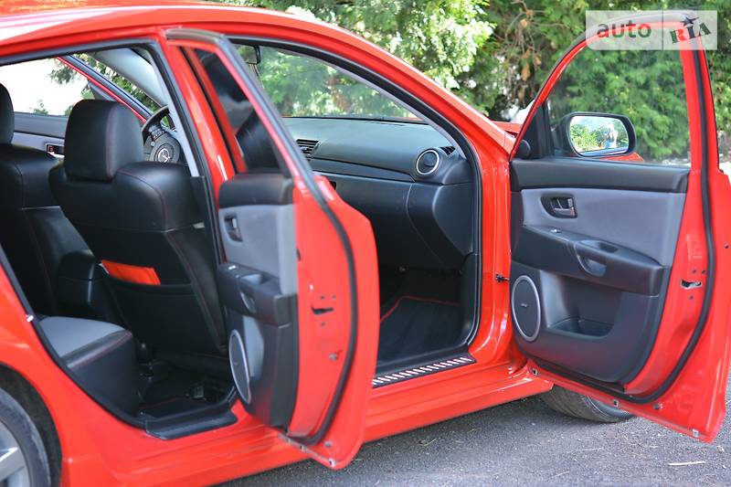 Хэтчбек Mazda 3 2007 в Мукачево