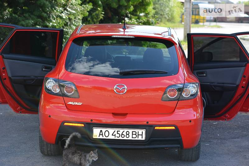Хэтчбек Mazda 3 2007 в Мукачево