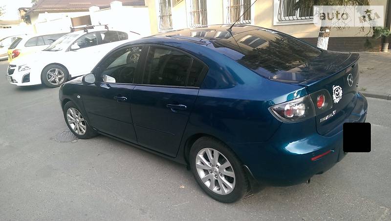 Седан Mazda 3 2007 в 