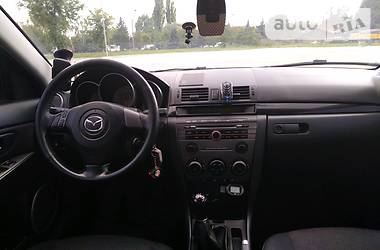 Седан Mazda 3 2006 в Барановке