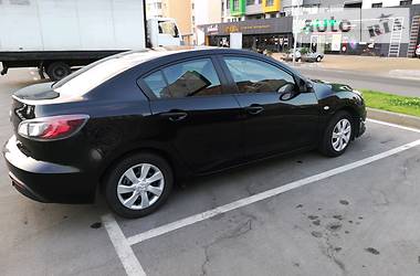 Седан Mazda 3 2011 в Киеве