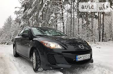 Седан Mazda 3 2010 в Киеве