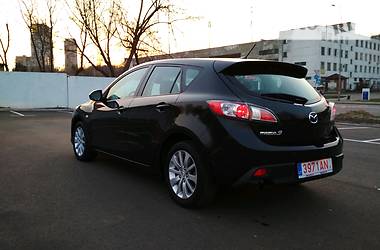 Хэтчбек Mazda 3 2011 в Киеве