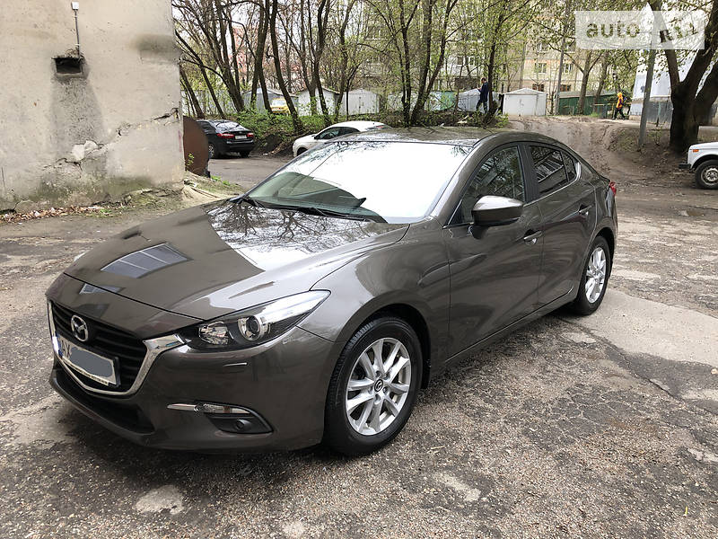 Седан Mazda 3 2017 в Харькове