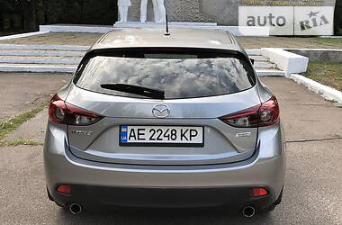 Хэтчбек Mazda 3 2015 в Никополе