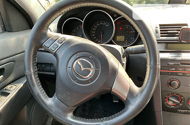 Седан Mazda 3 2004 в Києві