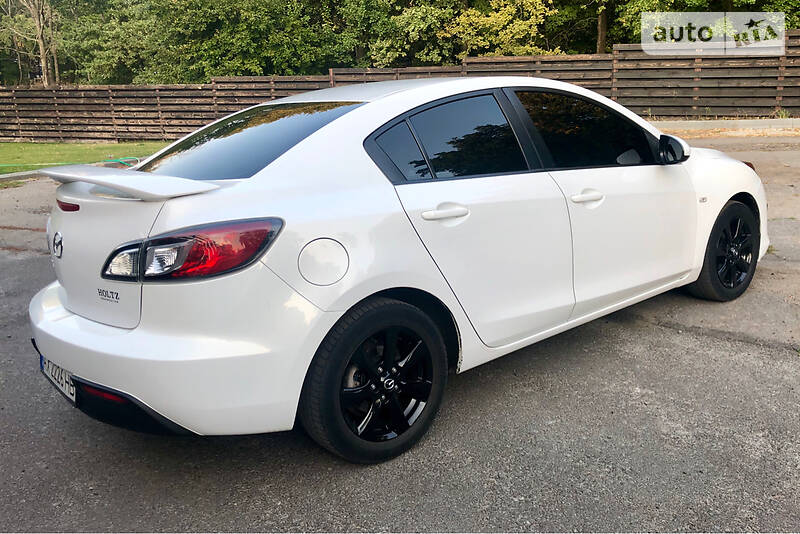 Седан Mazda 3 2009 в Харкові