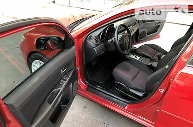 Седан Mazda 3 2005 в 