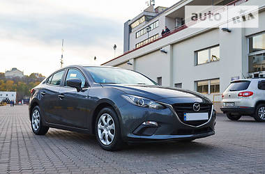 Седан Mazda 3 2015 в Одессе