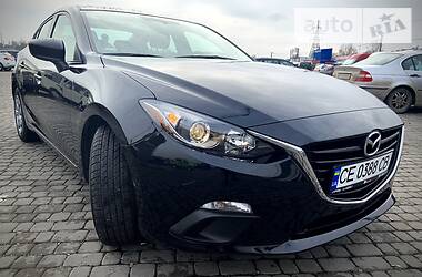 Седан Mazda 3 2015 в Черновцах