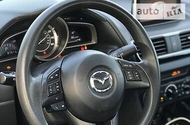 Седан Mazda 3 2015 в Яворові