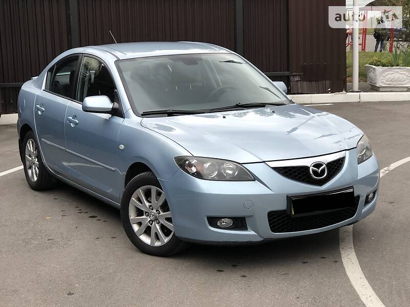 Седан Mazda 3 2006 в Киеве