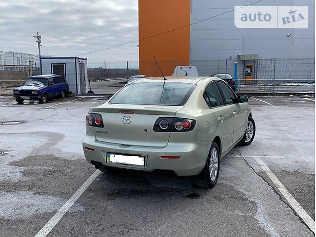 Седан Mazda 3 2008 в Києві