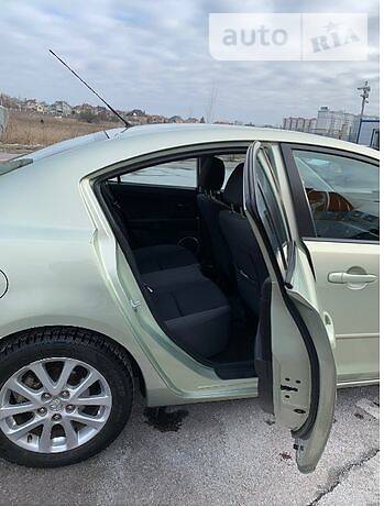 Седан Mazda 3 2008 в Києві