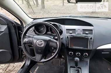 Седан Mazda 3 2011 в Днепре