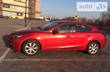 Седан Mazda 3 2014 в 