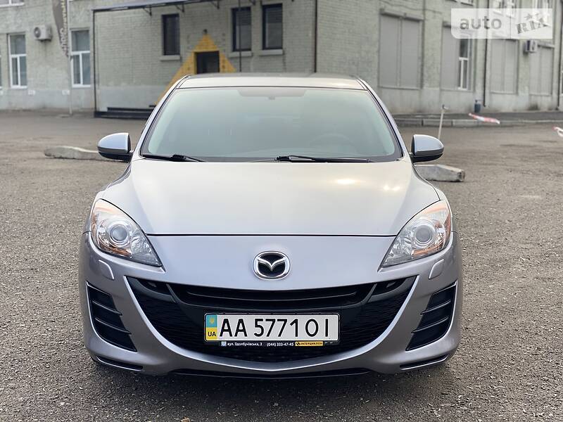 Седан Mazda 3 2011 в Киеве