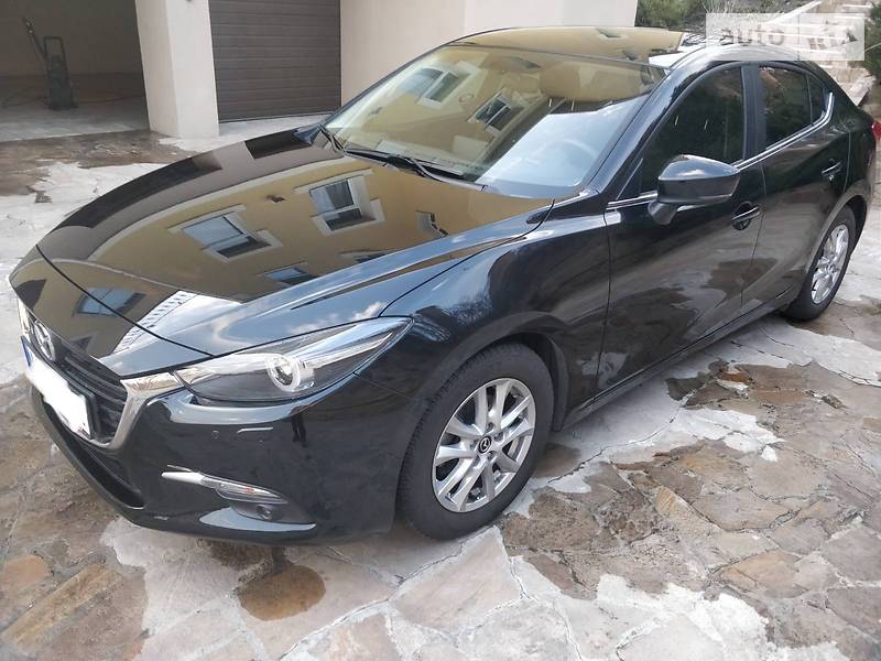 Седан Mazda 3 2018 в Києві