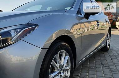 Седан Mazda 3 2015 в 
