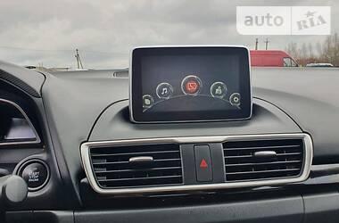 Седан Mazda 3 2015 в 