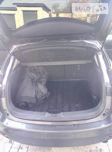 Хетчбек Mazda 3 2014 в Хмельницькому
