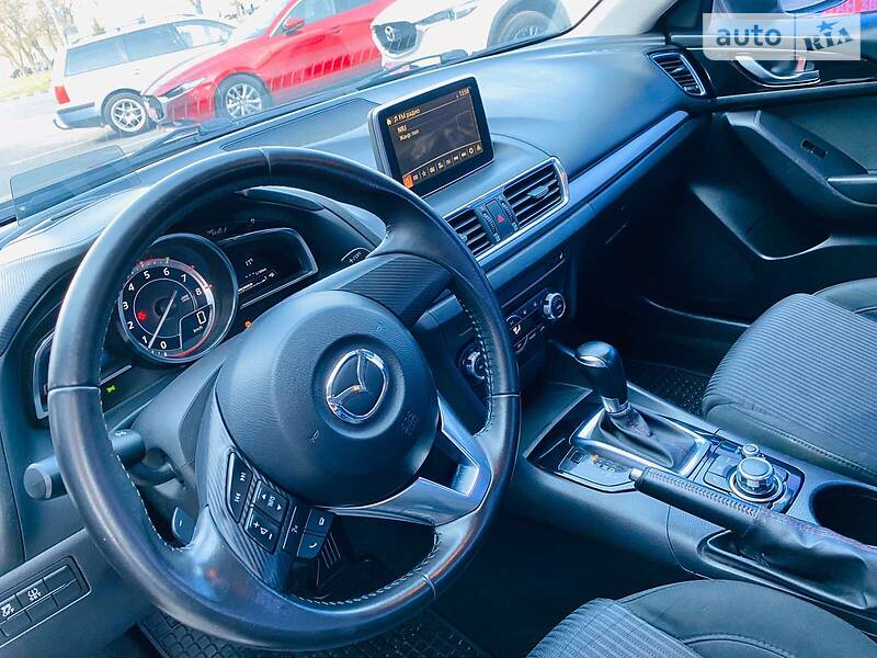 Седан Mazda 3 2013 в Харкові
