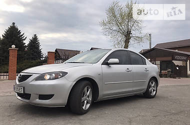 Седан Mazda 3 2004 в 