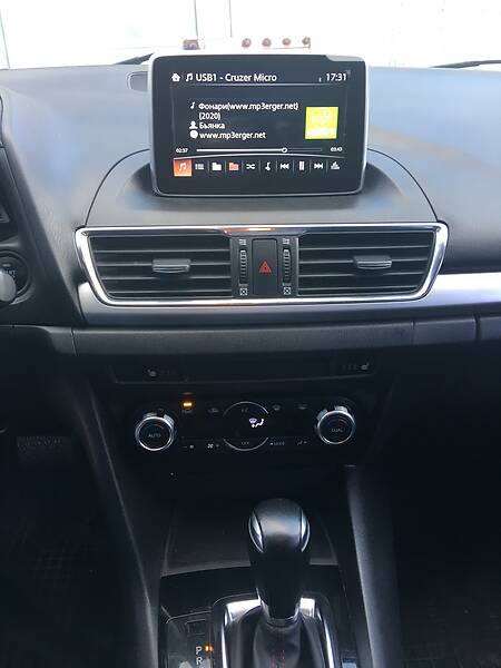 Седан Mazda 3 2013 в Харкові