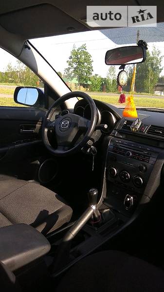 Седан Mazda 3 2007 в Новомосковську