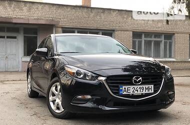 Седан Mazda 3 2017 в 