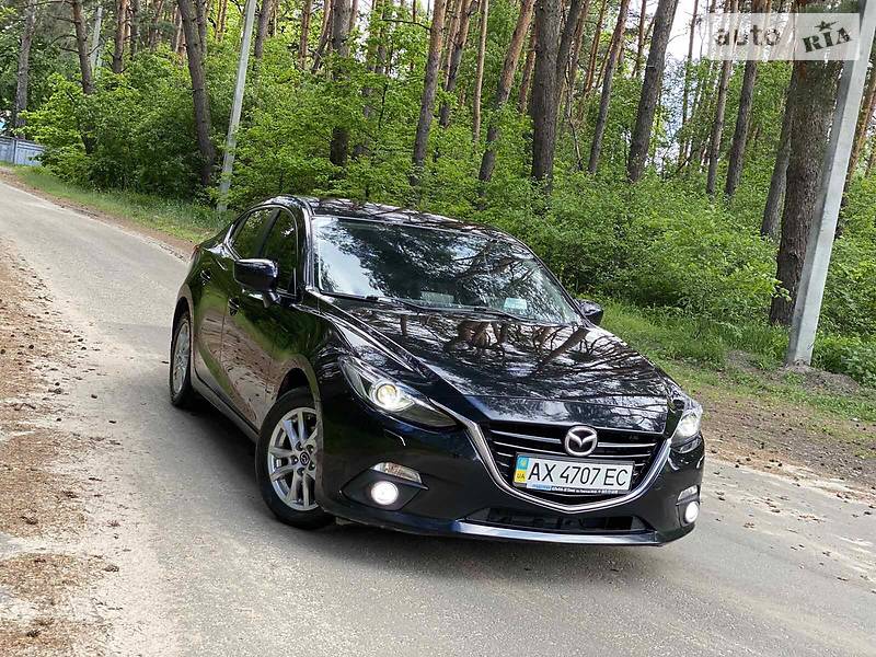 Седан Mazda 3 2013 в Харкові