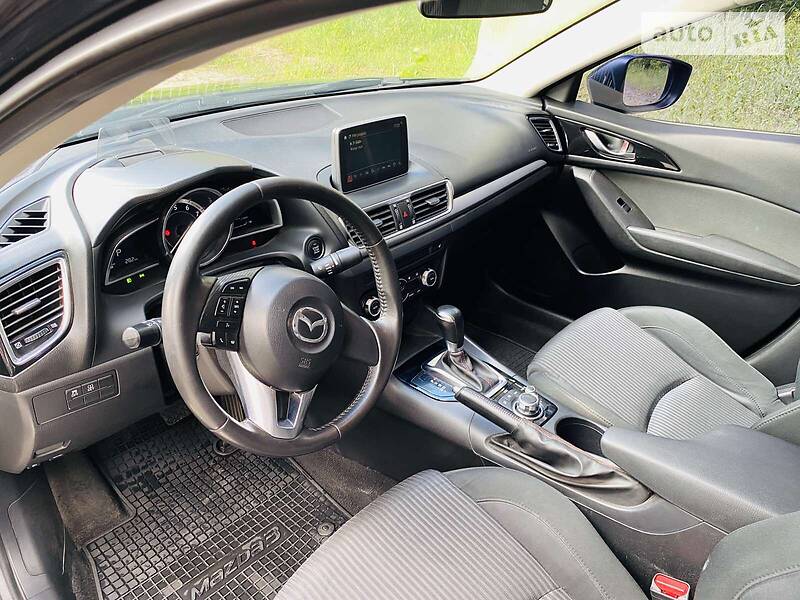 Седан Mazda 3 2013 в Харкові
