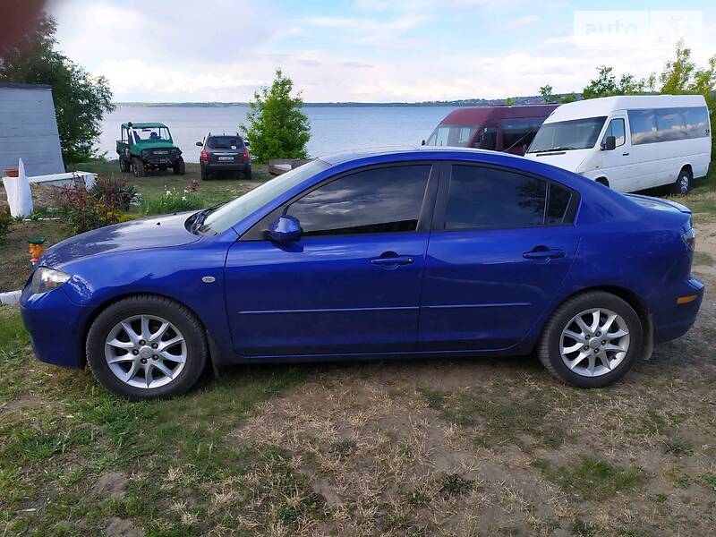 Седан Mazda 3 2007 в Запоріжжі