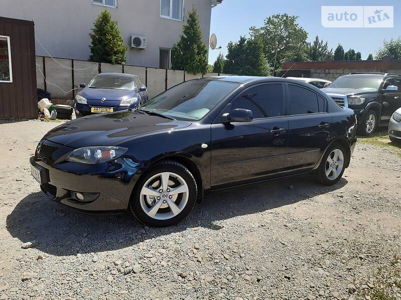 Седан Mazda 3 2005 в 