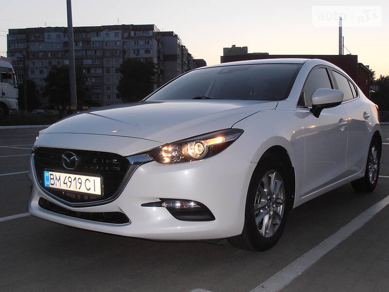 Седан Mazda 3 2017 в Сумах