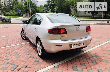 Седан Mazda 3 2005 в Ивано-Франковске