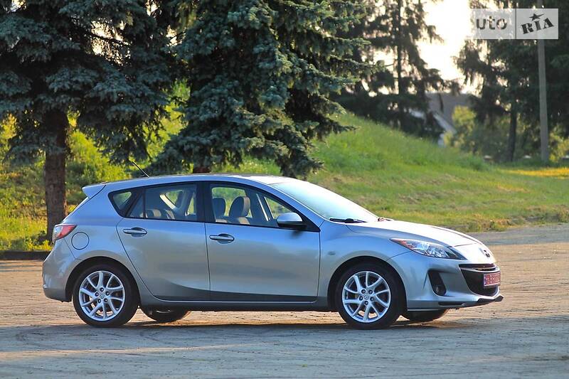 Хетчбек Mazda 3 2012 в Дубні