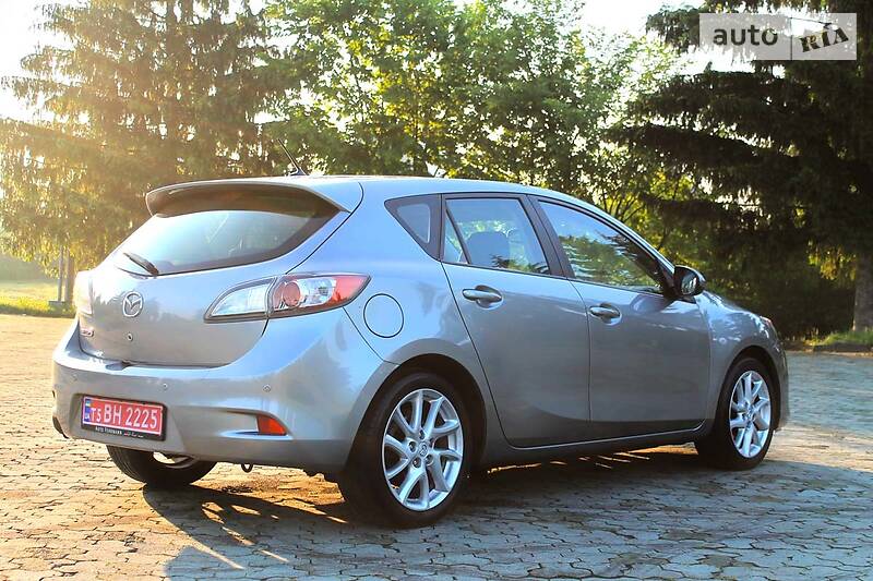 Хетчбек Mazda 3 2012 в Дубні