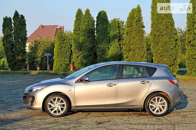 Хетчбек Mazda 3 2012 в Дубні